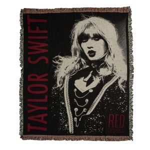 NEW Taylor Swift RED Blanket